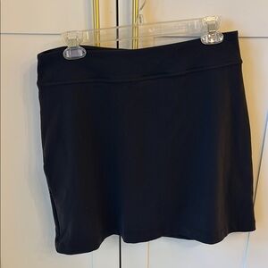 Black Athleta skort- 16” in length size Medium